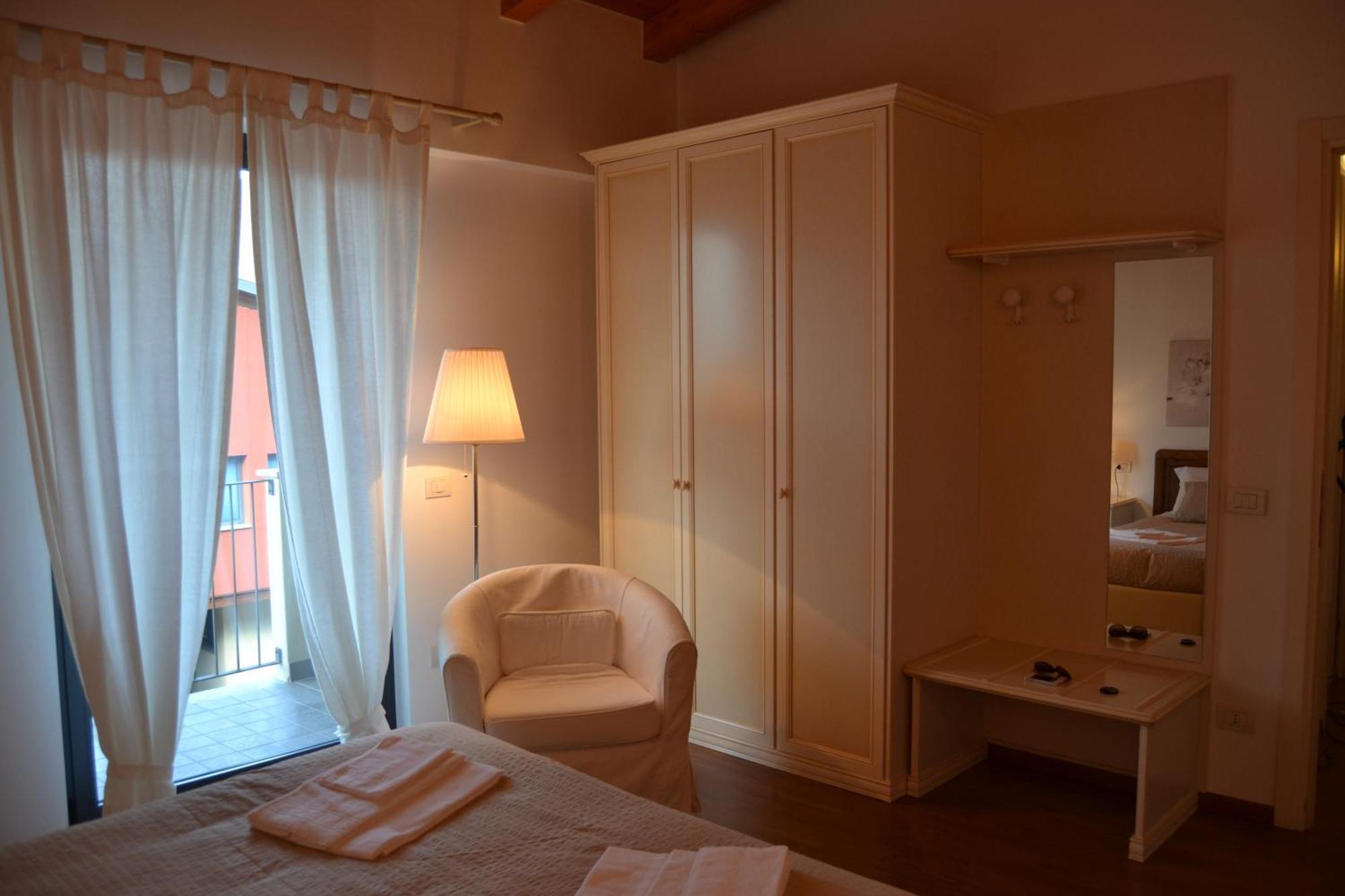 Residence I Fiori Piantedo Екстер'єр фото